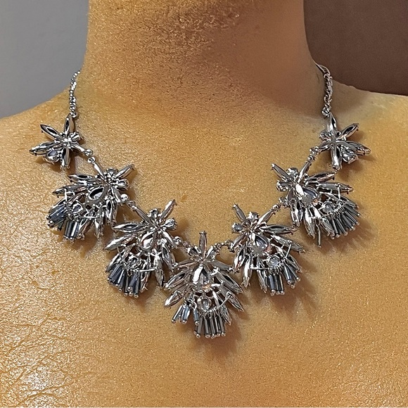 Stunning dark blue cut glass statement necklace and earrings - Picture 5 of 5